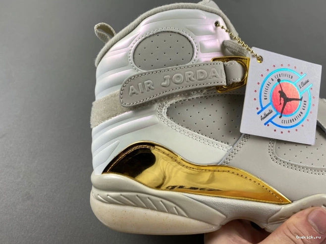 One Kick Jordan Retro Champagne 8 832821-030 0807